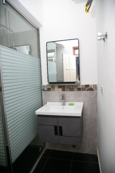 One-Bedroom Apartment - Gye Nyame 6